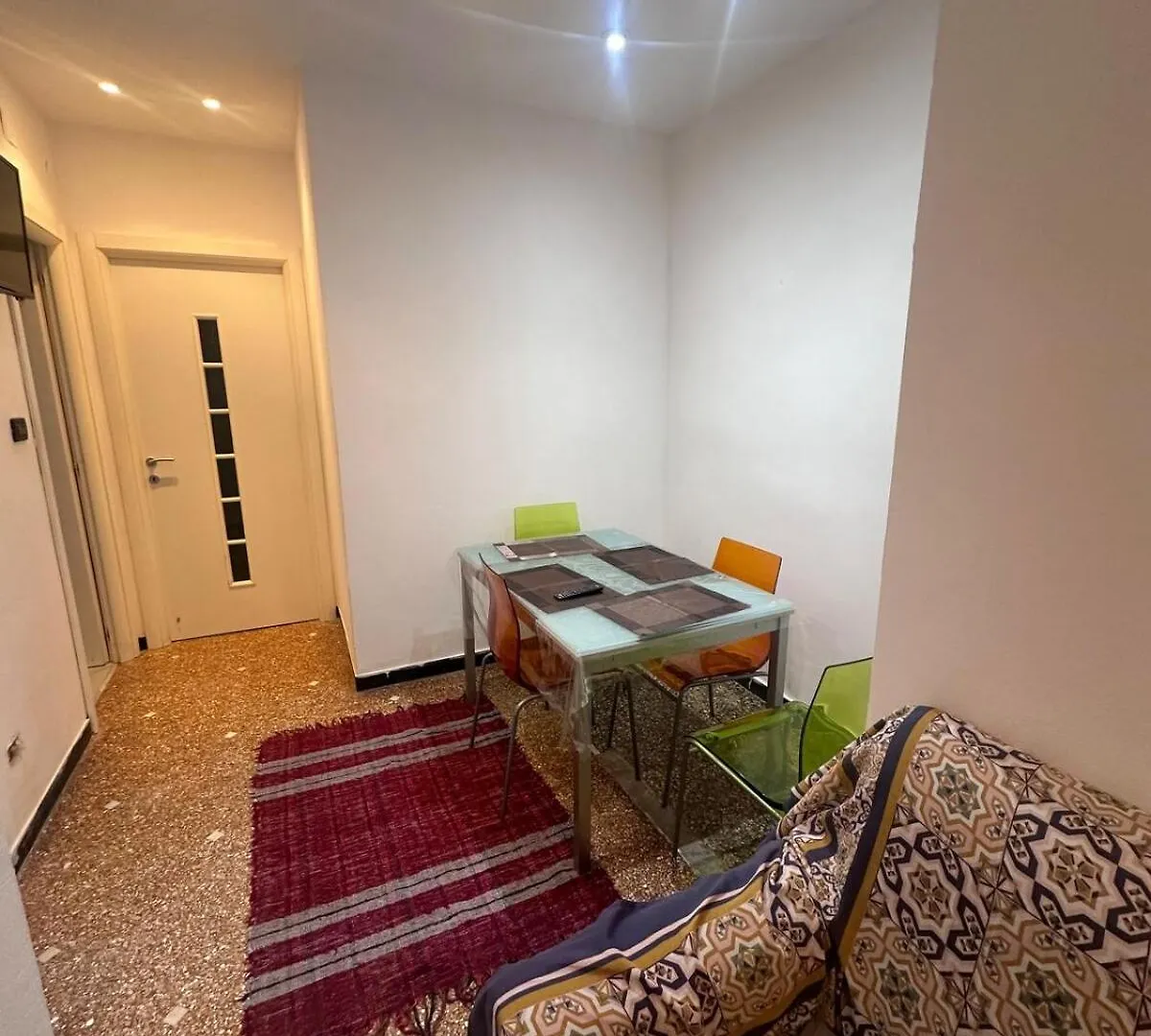 Entire 3Bed Rooms Apartment,Centrum Γένοβα Διαμέρισμα